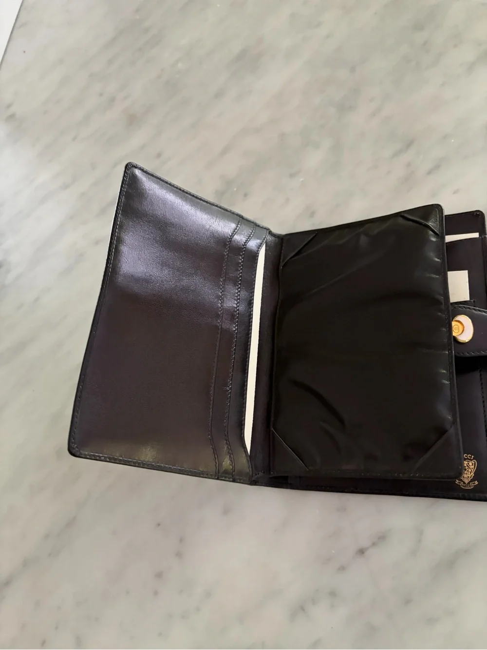 Vintage Gucci black leather travel Wallet Passport - Picture 4 of 6